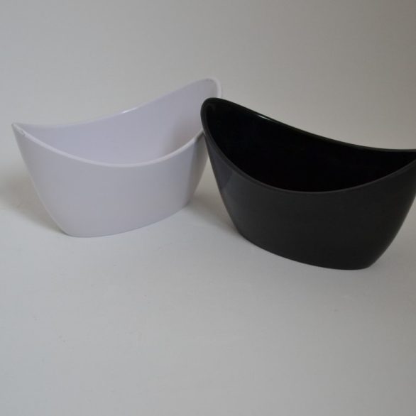 Plasticna posuda camac